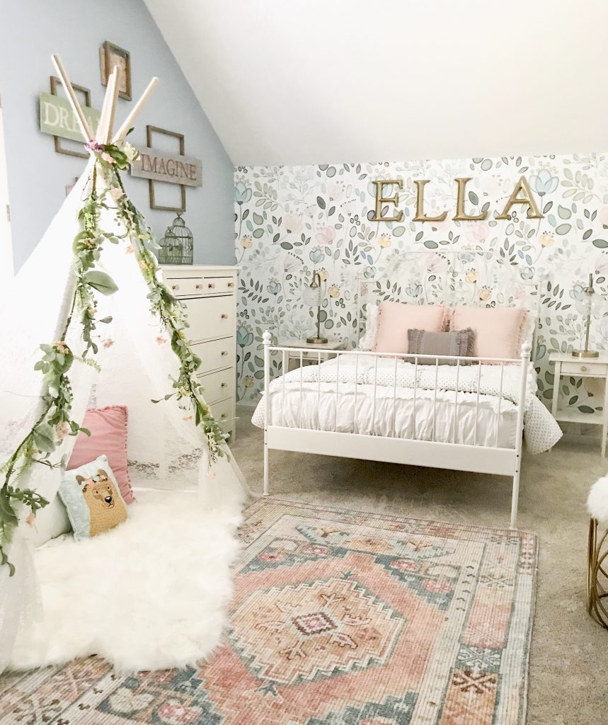 Little Girl Room Decor and Bedroom Reveal